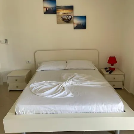 Apartment Sunset Berdenesh *