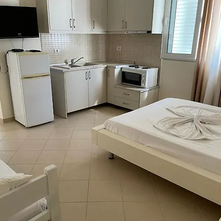 Apartment Sunset Berdenesh