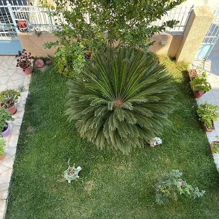 Sunset Berdenesh Apartment Sarandë