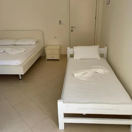 Sunset Berdenesh Apartment