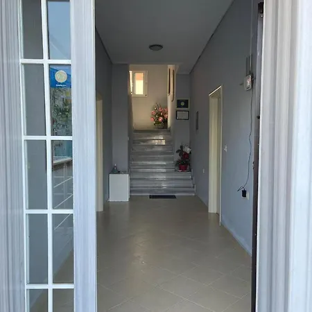 Sunset Berdenesh Apartment *