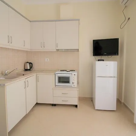 Sunset Berdenesh Apartment *