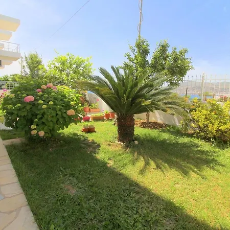 Sunset Berdenesh Apartment Sarandë