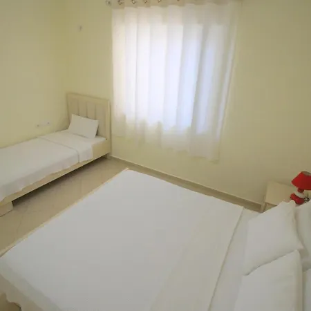 Apartment Sunset Berdenesh *