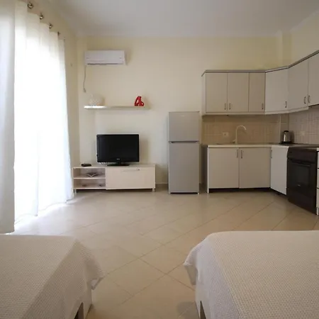 Sunset Berdenesh Apartment *