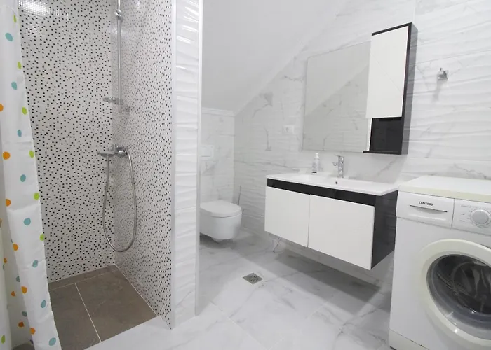 Sunset Berdenesh Apartamento Sarandë